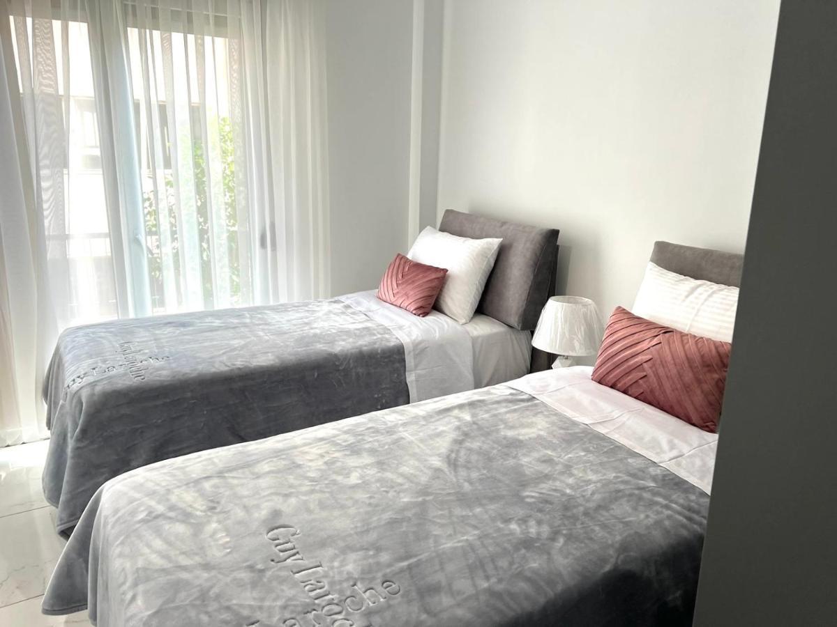 Athens White Apartments Экстерьер фото
