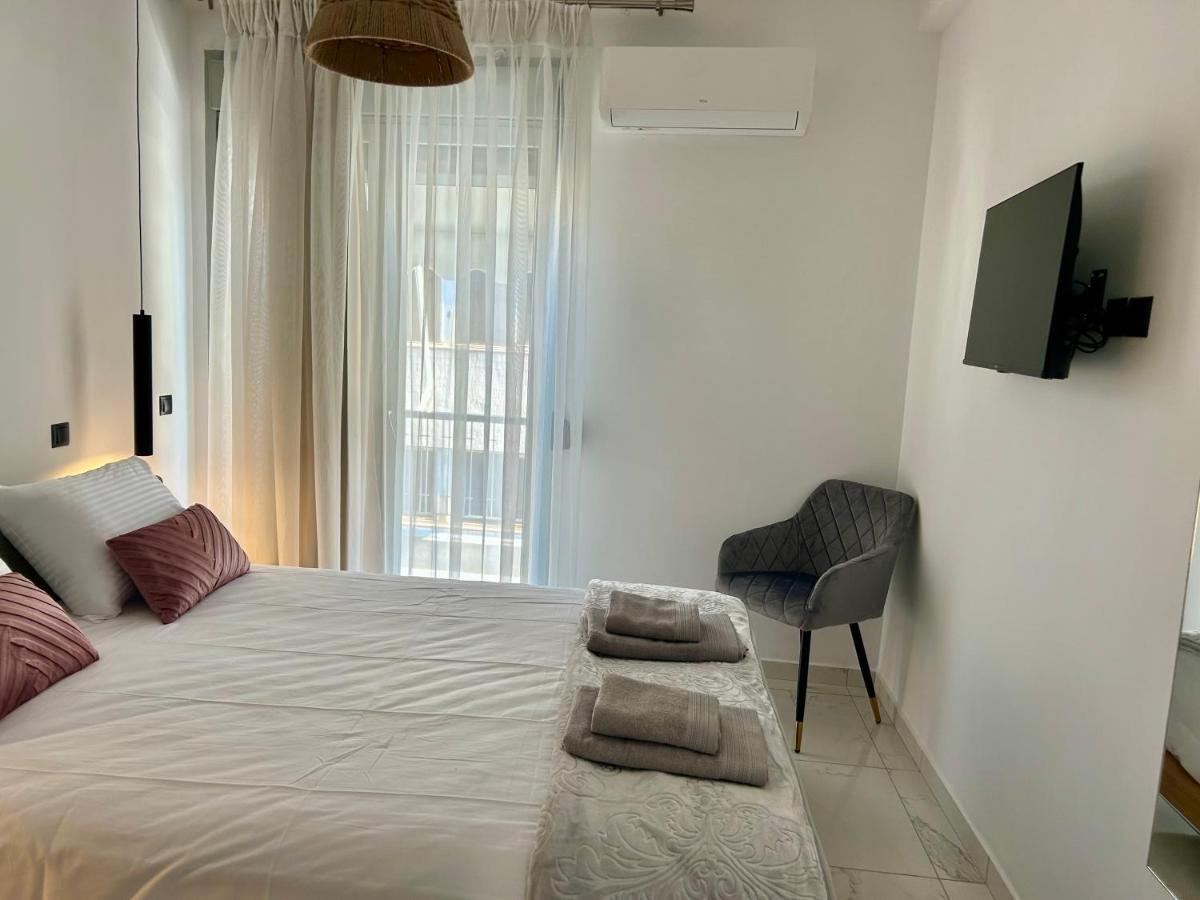 Athens White Apartments Экстерьер фото